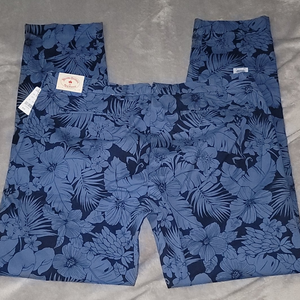 🌞BROOKS BROTHERS. RED FLEECE  floral pants